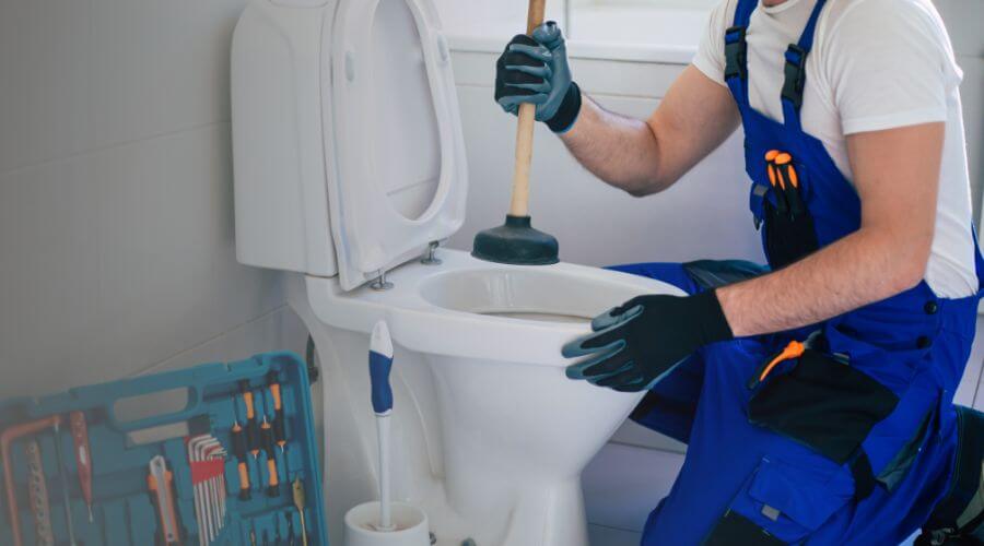 Professional expert plumbing services in Coloma, MI